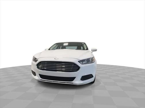 2016 Ford Fusion Hybrid SE