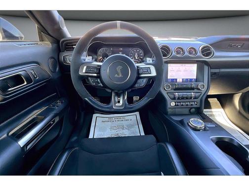 2022 Ford Shelby GT500 Base