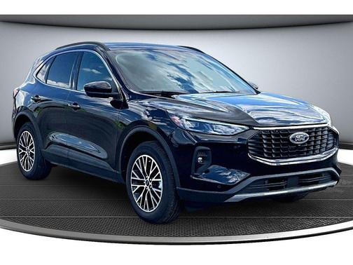 Agate Black Metallic 2025 Ford Escape PHEV Base