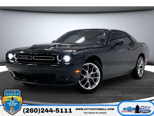 2021 Dodge Challenger SXT