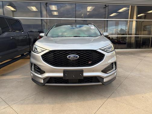 2024 Ford Edge ST