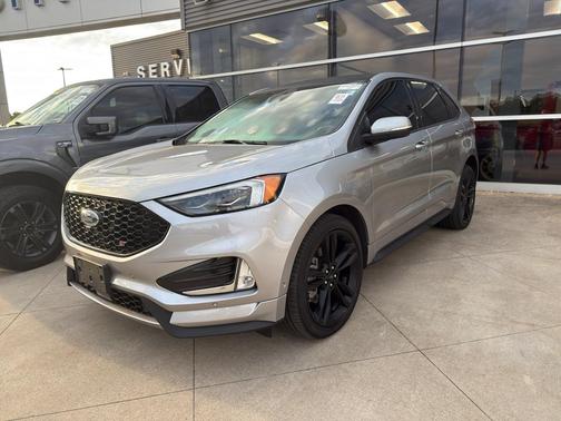 2024 Ford Edge ST