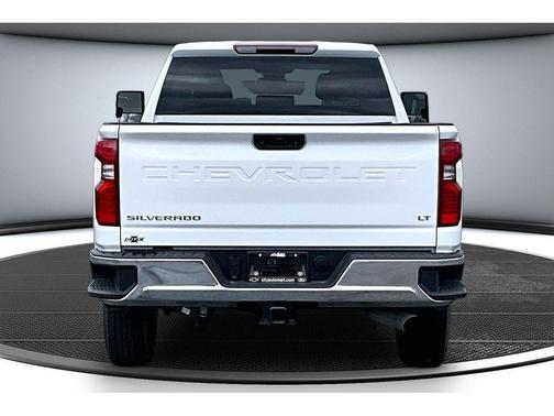 Summit White 2025 Chevrolet Silverado 2500 LT