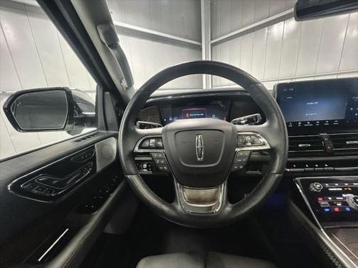 2022 Lincoln Navigator Black Label