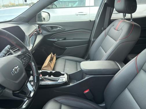 2025 Chevrolet Trax FWD 2RS