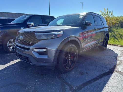 2022 Ford Explorer ST