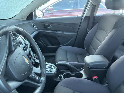 2015 Chevrolet Cruze 1LT