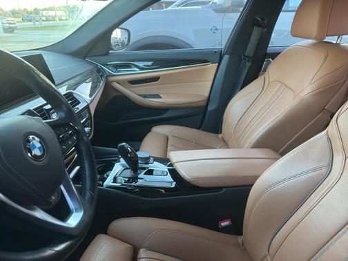 2020 BMW 530 xDrive