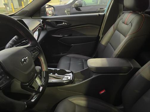 2025 Chevrolet Trax FWD 2RS