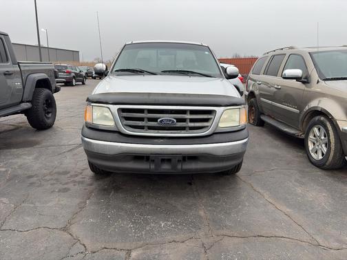 2002 Ford F-150 XL