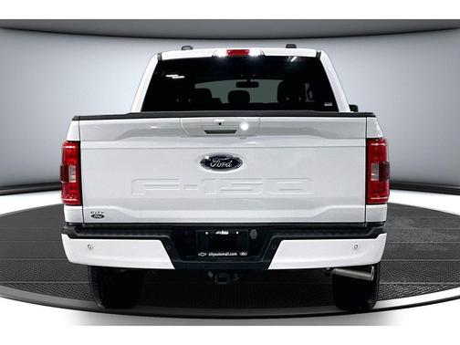 Oxford White 2023 Ford F-150 XLT