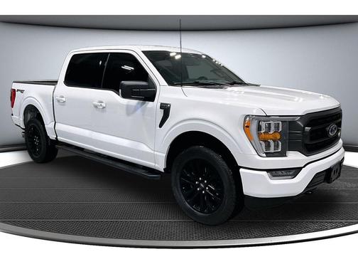 Oxford White 2023 Ford F-150 XLT