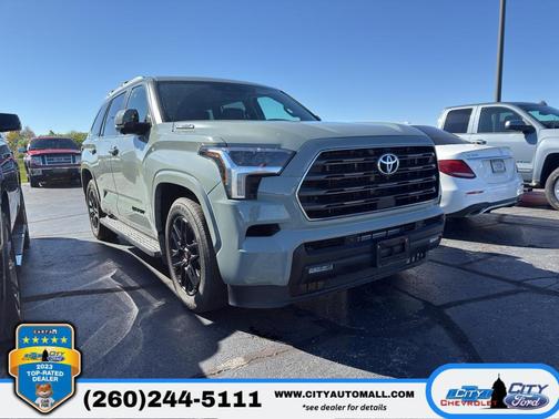 2024 Toyota Sequoia SR5