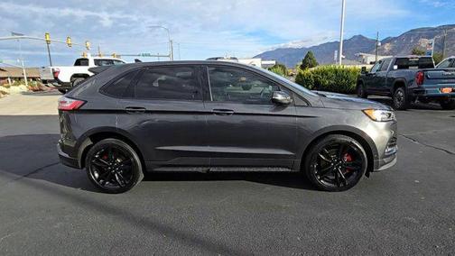 2020 Ford Edge ST