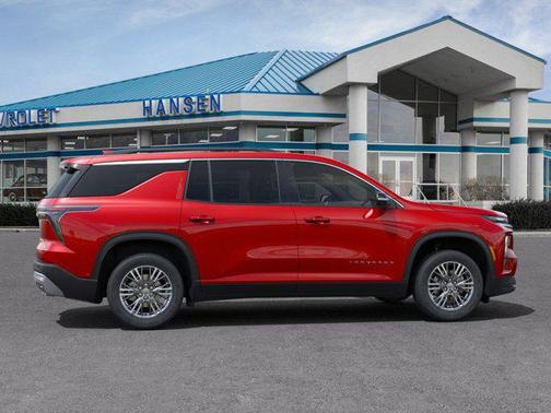 2025 Chevrolet Traverse LT