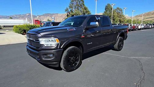 2022 RAM 2500 Laramie Crew Cab 4x4 6'4' Box