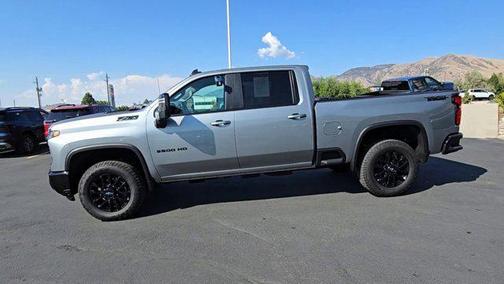 2025 Chevrolet Silverado 3500 LT