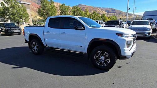 2023 GMC Canyon AT4