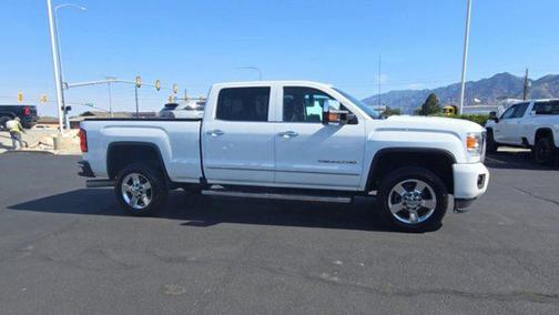 2016 GMC Sierra 2500 Denali