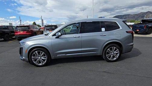 2025 Cadillac XT6 Premium Luxury AWD