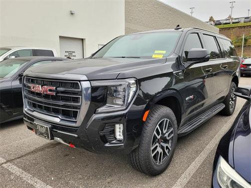2024 GMC Yukon XL 4WD AT4
