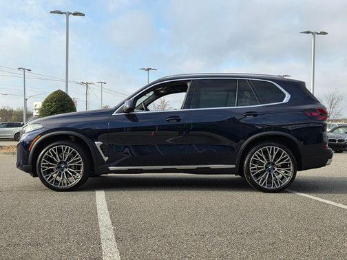 Tanzanite Blue II Metallic 2026 BMW X5 xDrive40i