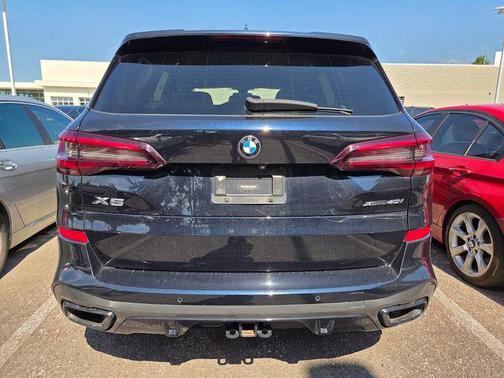 Carbon Black Metallic 2021 BMW X5 xDrive40i