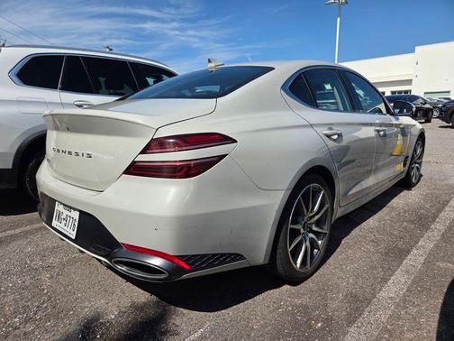 Vatna Gray 2025 Genesis G70 2.5T RWD