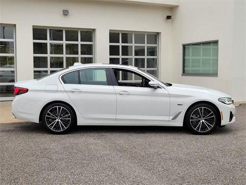 2023 BMW 530e Base