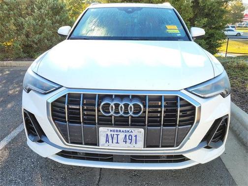 2025 Audi Q3 Premium 45 TFSI S line quattro Tiptronic