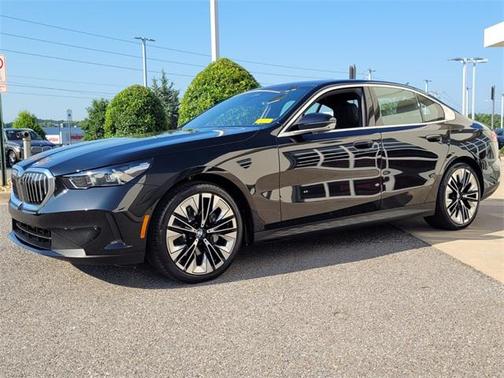 2025 BMW 530 i