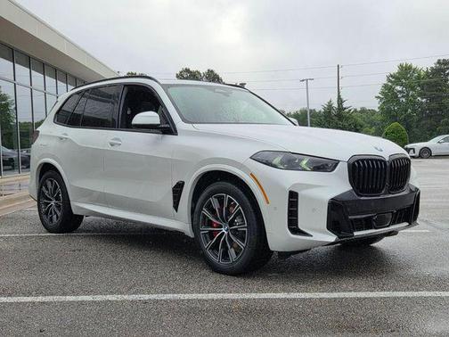 Mineral White Metallic 2026 BMW X5 xDrive40i