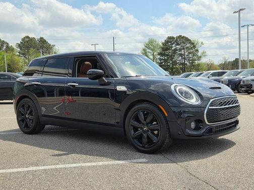 Black Metallic 2022 MINI Clubman Cooper S