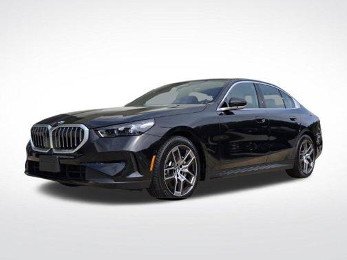 Black Sapphire Metallic 2026 BMW 530 xDrive