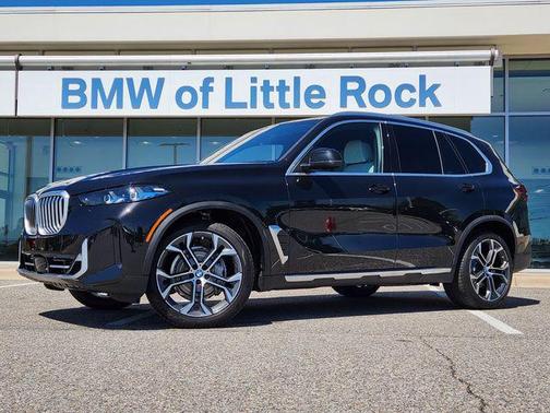 Black Sapphire Metallic 2026 BMW X5 xDrive40i