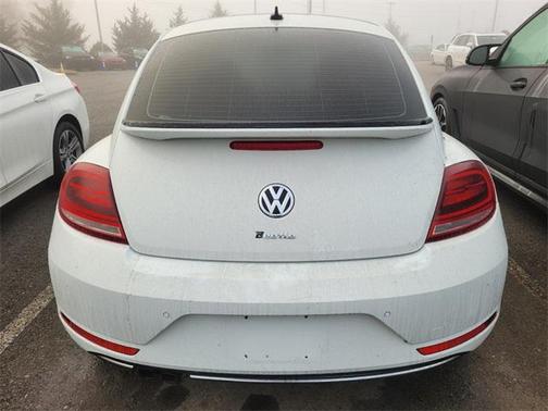 2019 Volkswagen Beetle 2.0T SE