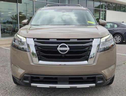 Baja Storm 2024 Nissan Pathfinder Platinum 4WD