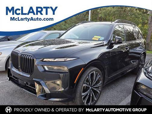 Black Sapphire Metallic 2024 BMW X7 xDrive40i