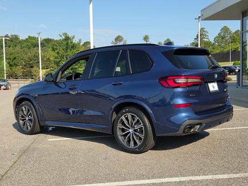 Phytonic Blue Metallic 2023 BMW X5 M50i