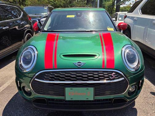 British Racing Green IV Metallic 2022 MINI Clubman Cooper S