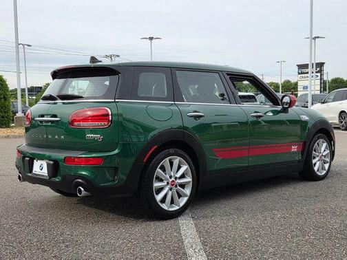 British Racing Green IV Metallic 2022 MINI Clubman Cooper S