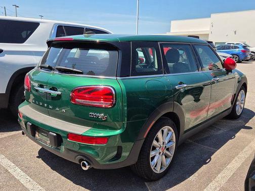 British Racing Green IV Metallic 2022 MINI Clubman Cooper S
