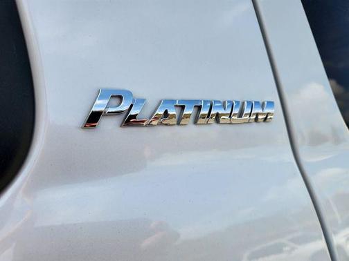 Blizzard Pearl 2021 Toyota Sequoia Platinum