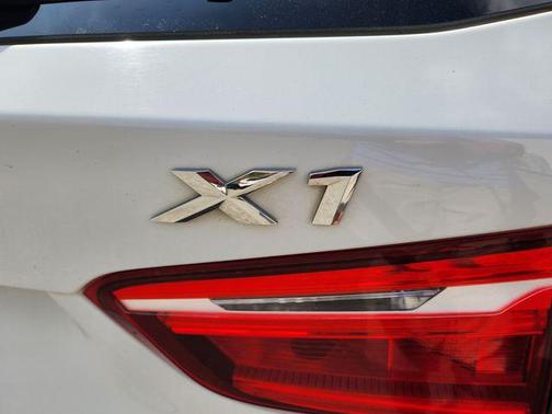 Alpine White 2017 BMW X1 xDrive 28i