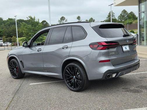 Skyscraper Grey Metallic 2026 BMW X5 sDrive40i