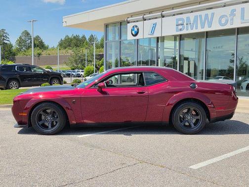 Octane Red Pearlcoat 2022 Dodge Challenger SRT Super Stock
