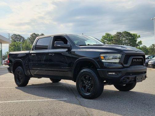 Diamond Black Crystal Pearlcoat 2024 RAM 1500 Rebel