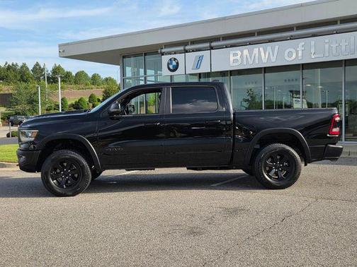 Diamond Black Crystal Pearlcoat 2024 RAM 1500 Rebel