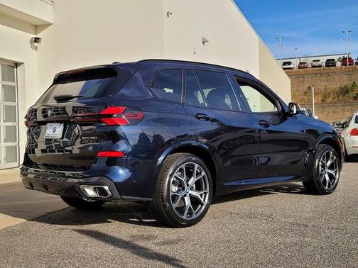 Carbon Black Metallic 2026 BMW X5 xDrive40i