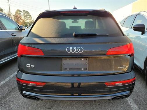 2022 Audi Q5 45 S line Prestige